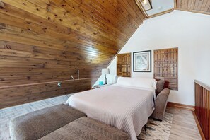 Fer et planche Ă repasser, accĂšs Ă Internet, literie fournie