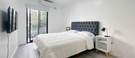 Apartment, 1 Bedroom, Smoking, Balcony