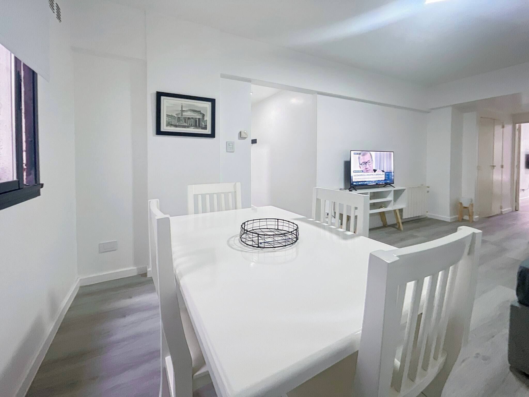 Apartamento, 1 quarto, para fumantes, sacada | Sala de jantar