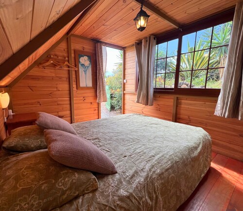 Eco-Cabaña Retreat in Lanzarote's unique countryside: Off-Grid Peace & Comfort