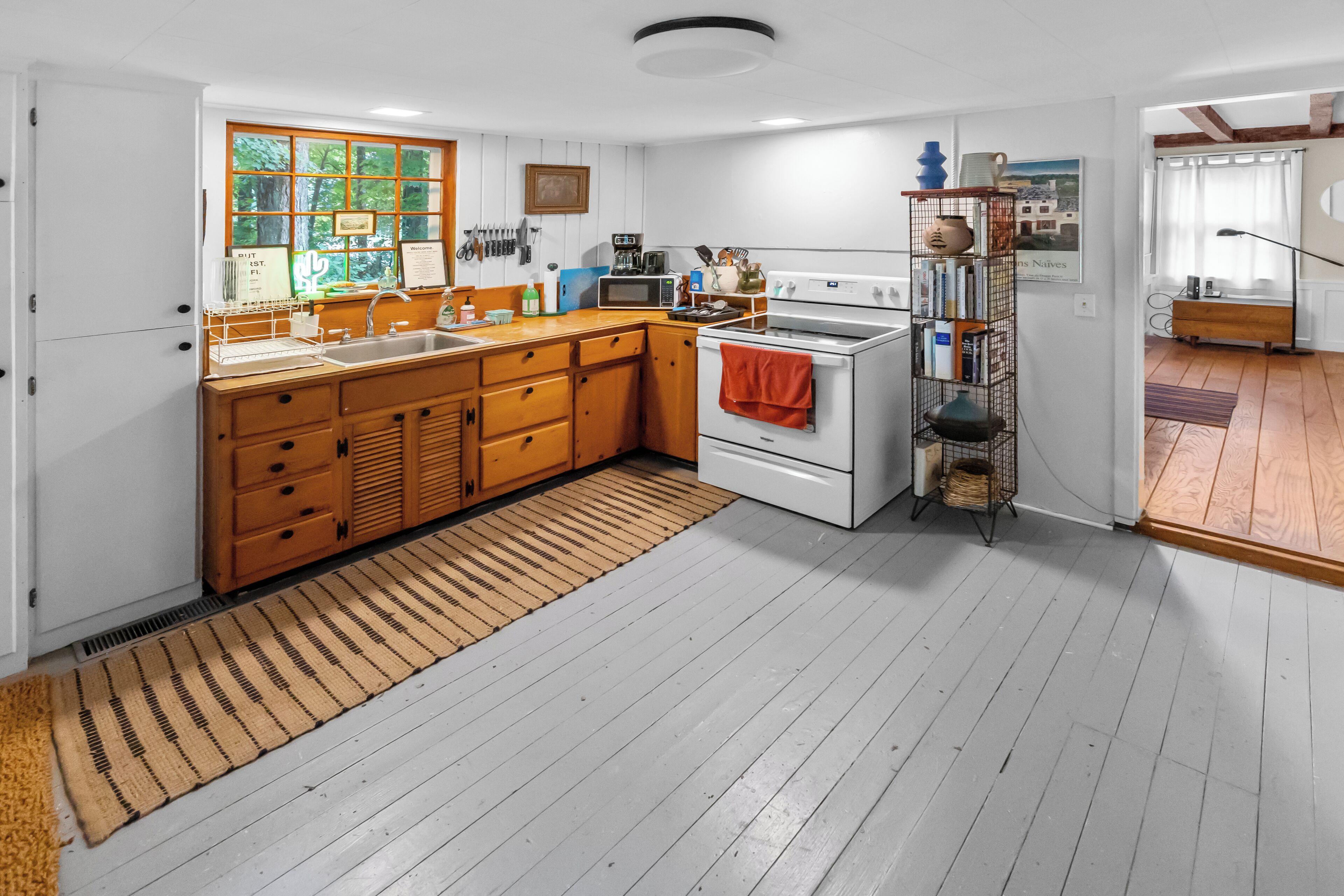 Micro-ondes, four, plaque de cuisson