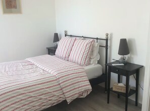 WiFi, bed sheets - Charming B&B in the heart of the Morvan near Saulieu, nature guaranteed (Montlay-en-Auxois)