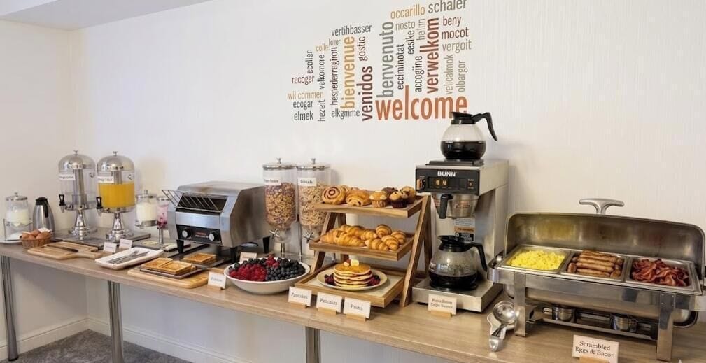 Free daily buffet breakfast