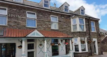 Tintagel Arms Bed and Breakfast