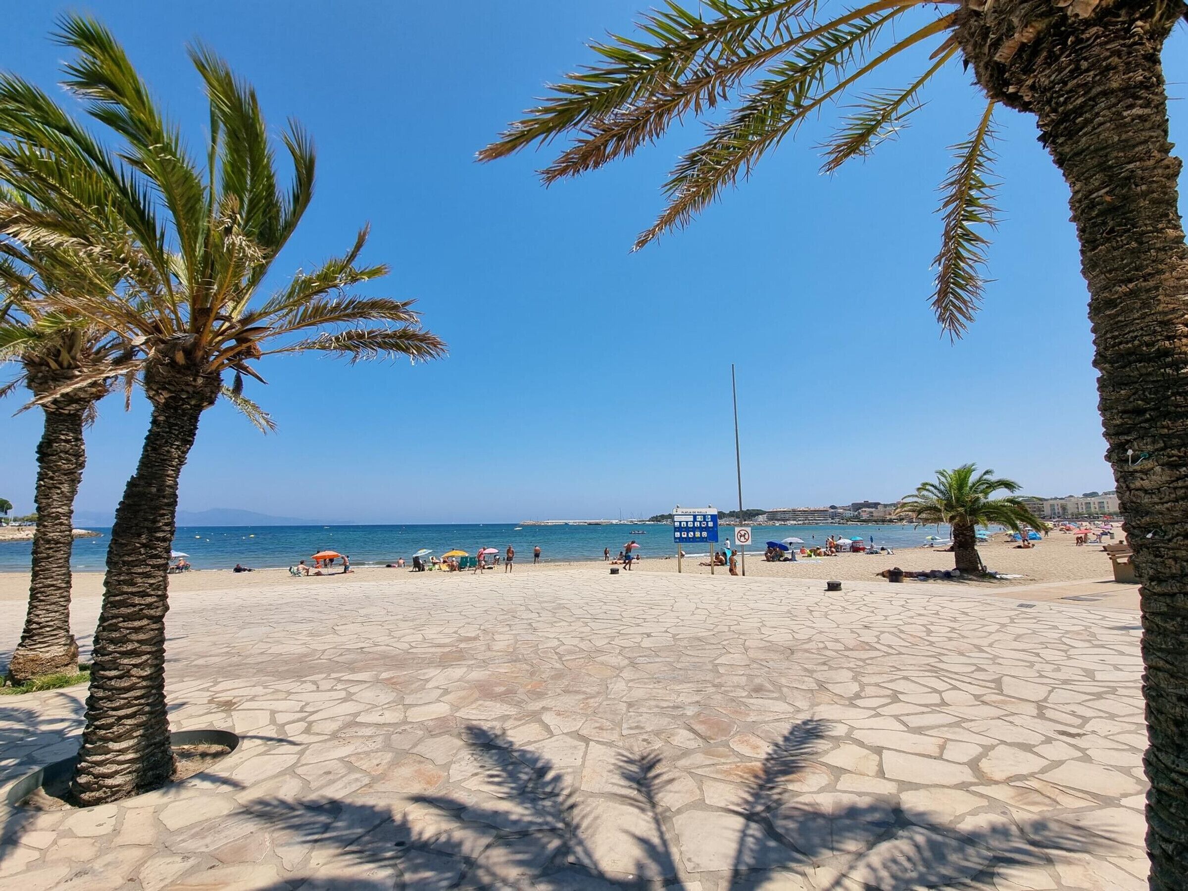 Vlak bij het strand