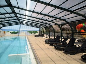 Pool - Apartment (SAINT-HILAIRE-DE-RIEZ)