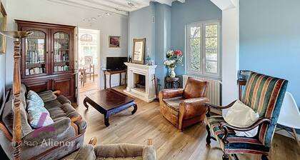 Spacious villa in Vieux-Boucau, 5 bedrooms, parking, pets allowed