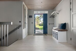 Interior - Charming Timber House in Kalix – Sauna, Fishing & Northern Lights (Kalix)