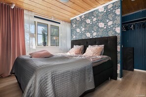 Bed sheets - Charming Timber House in Kalix – Sauna, Fishing & Northern Lights (Kalix)