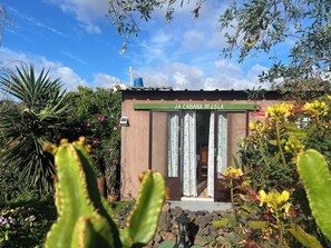 تفاصيل الفندق من الخارج