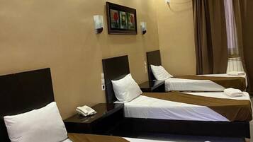 Comfort Triple Room, City View | Free WiFi