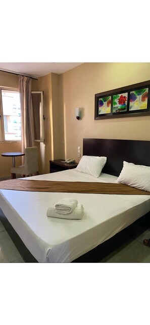 Dobbeltrom – comfort, byutsikt | Wi-fi (inkludert)