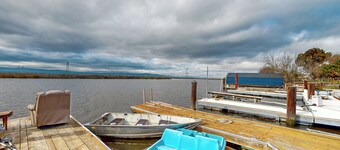 3BR Dog-Friendly Home Near River w/ Fire Pit