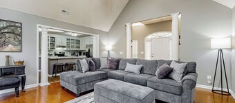 'Kerrison by Kiawah' Home w/ Deck & Fire Pit