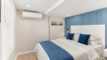 Skrivbord, strykjärn/strykbräda, resesäng och wi-fi