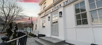 The Mystic River Inn
