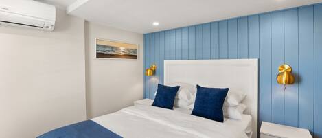 Skrivebord, strygejern/strygebræt, weekendseng, Wi-Fi