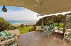 Terrace/patio - Blue Marlin, 4BR beach front villa, Great Bay, Treasure Beach w/Gym & Pickleball (Treasure Beach)