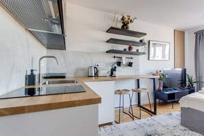 Private kitchen - Design Gem on Ječná: Steps to Wenceslas Square, Charles Square (Prague)