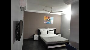 Room, 1 Bedroom, Balcony, Garden View | 1 bedroom