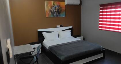 Room-deluxe Double Bed in Lome - 02