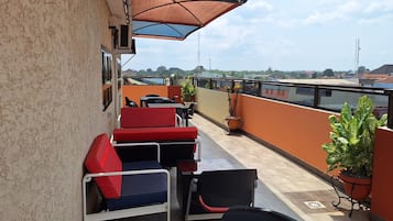 Room, 1 Bedroom, Balcony, Garden View | Balcony