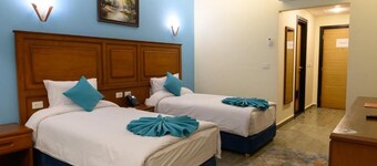 아라칸 호탁 라스 엘바르 호텔