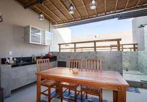 Outdoor dining - Seaside paradise at Praia do Patacho – 4 suites (Praia do Patacho)