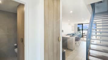 Apartment | Bathroom | Towels