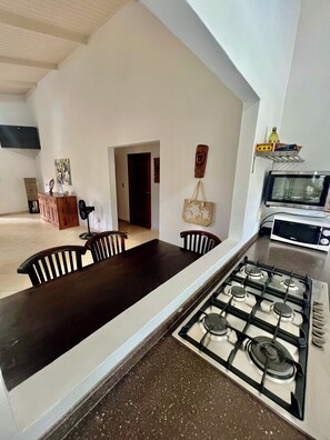 Interior - ~Nos Yemaya~ 2BR+Pool ~ Walking distance to playa Lagun! (Lagun)