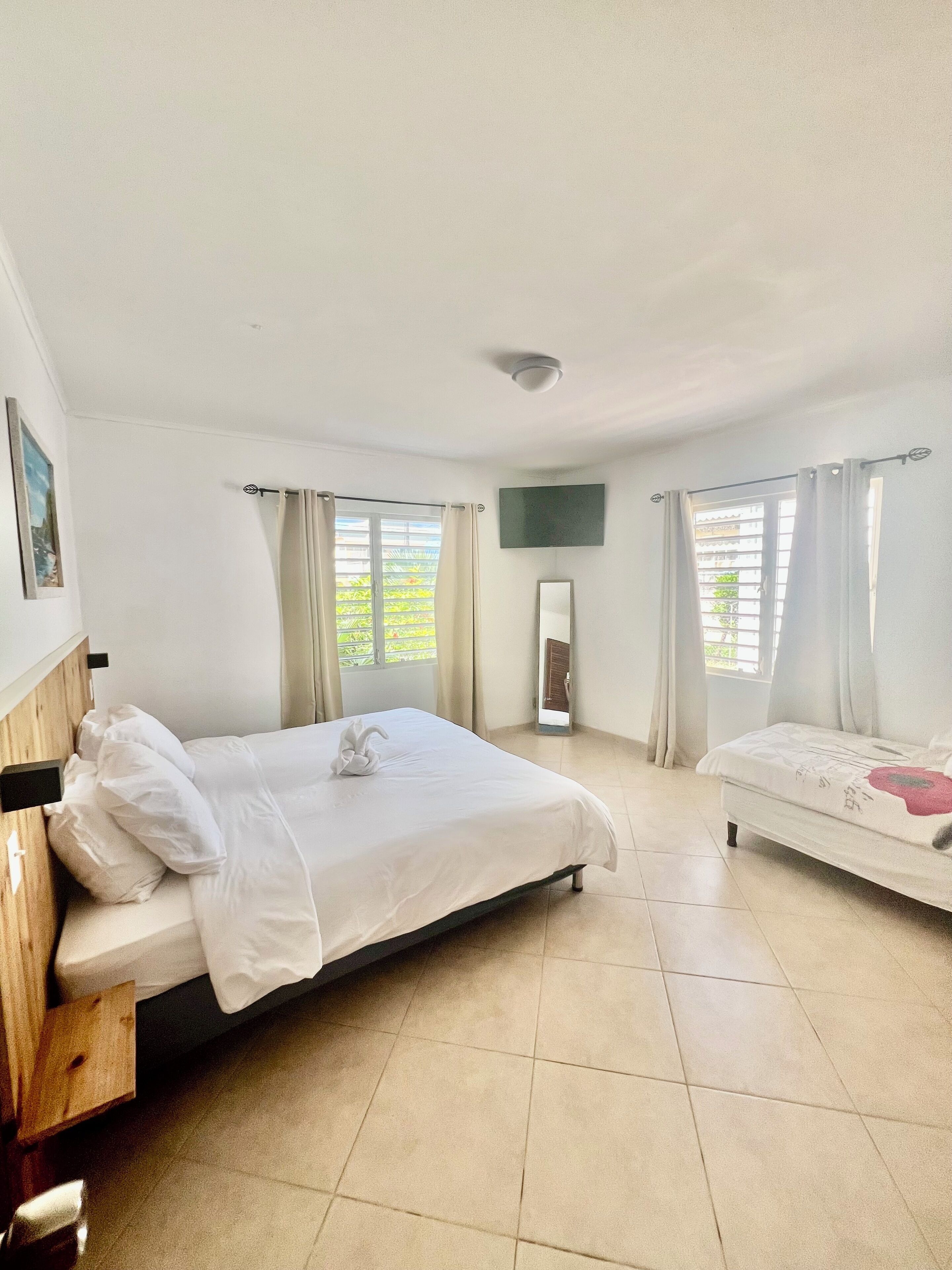 2 chambres, coffres-forts dans les chambres, Wi-Fi gratuit