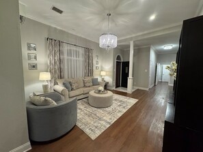 TV connectée, cheminée