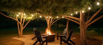 Elegant Acre Estate 7 Bedrooms