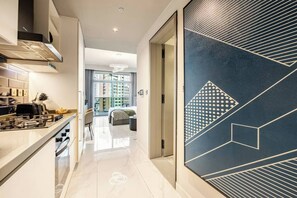 Interior - Stunning Dubai Apartment w/ Pool & Canal Views (Dubai)