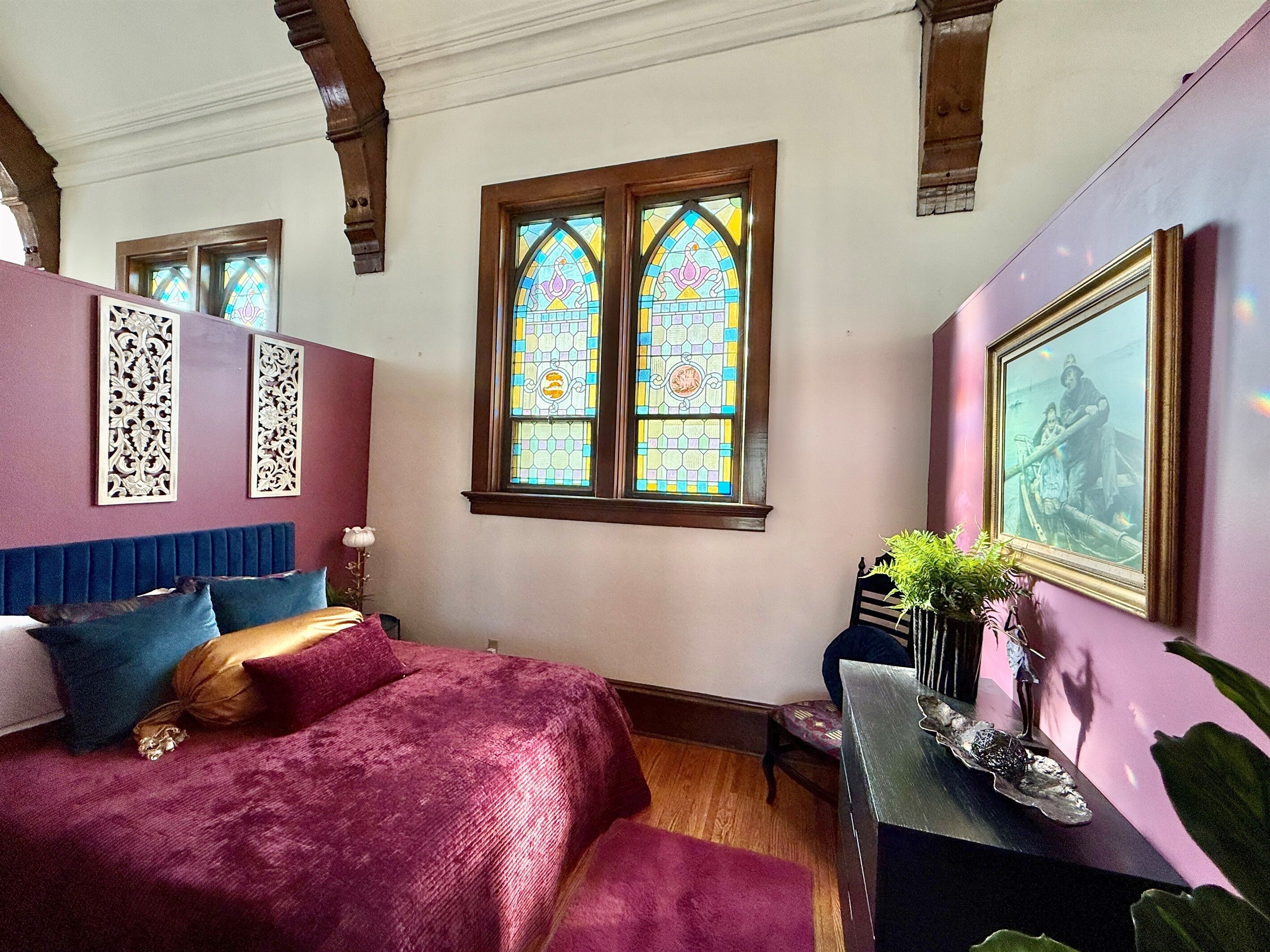 Desk, iron/ironing board, free WiFi, bed sheets