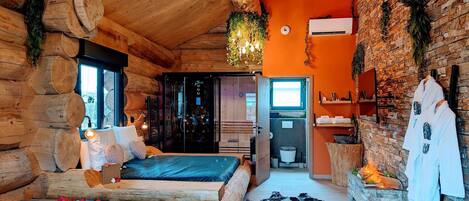 1 bedroom, iron/ironing board, free WiFi