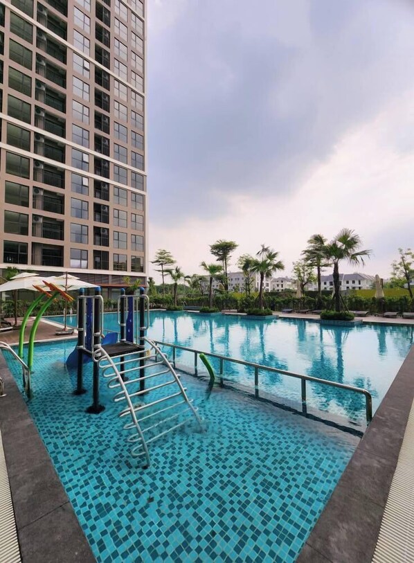 Exterior - Luxhomes TC1 Canopy Vinhomes Smart City (Hanoi)