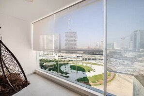 Interior - A Heaven of Delights l Private Pool l Rooftop View (Dubai)