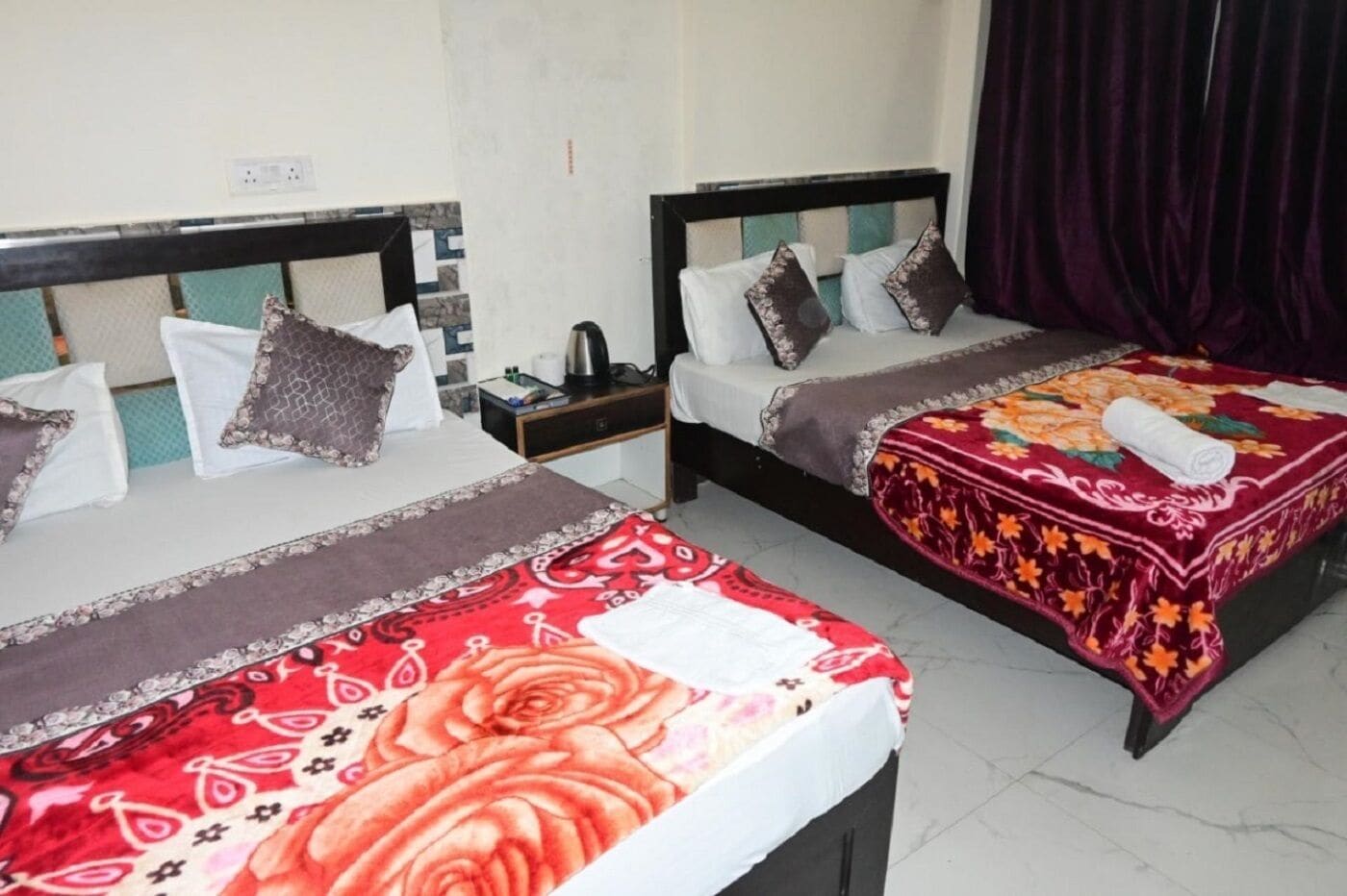 Deluxe Quadruple Room | Free WiFi