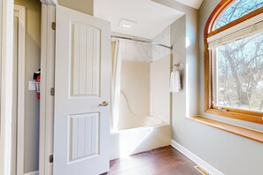 Hair dryer, towels - Pool, Golf, Marina! Galena Territory Resort Home (Galena)