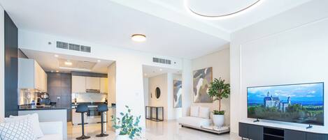 Luxury Apartment, Sea View | Living area