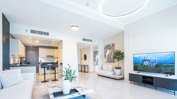 Luxe appartement, uitzicht op zee | Woonkamer