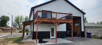 Huge Indoor Parking! 3 bedroom Shop House with 2 full bathrooms