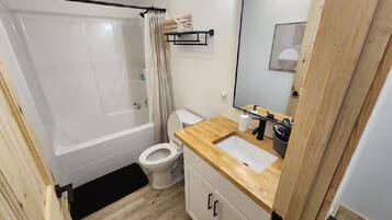 HÄrtork, handdukar och toalettpapper