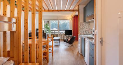 Appartement 'Ăvasion Douce DĂ©sign' avec vue montagne, jardin commun et Wi-Fi