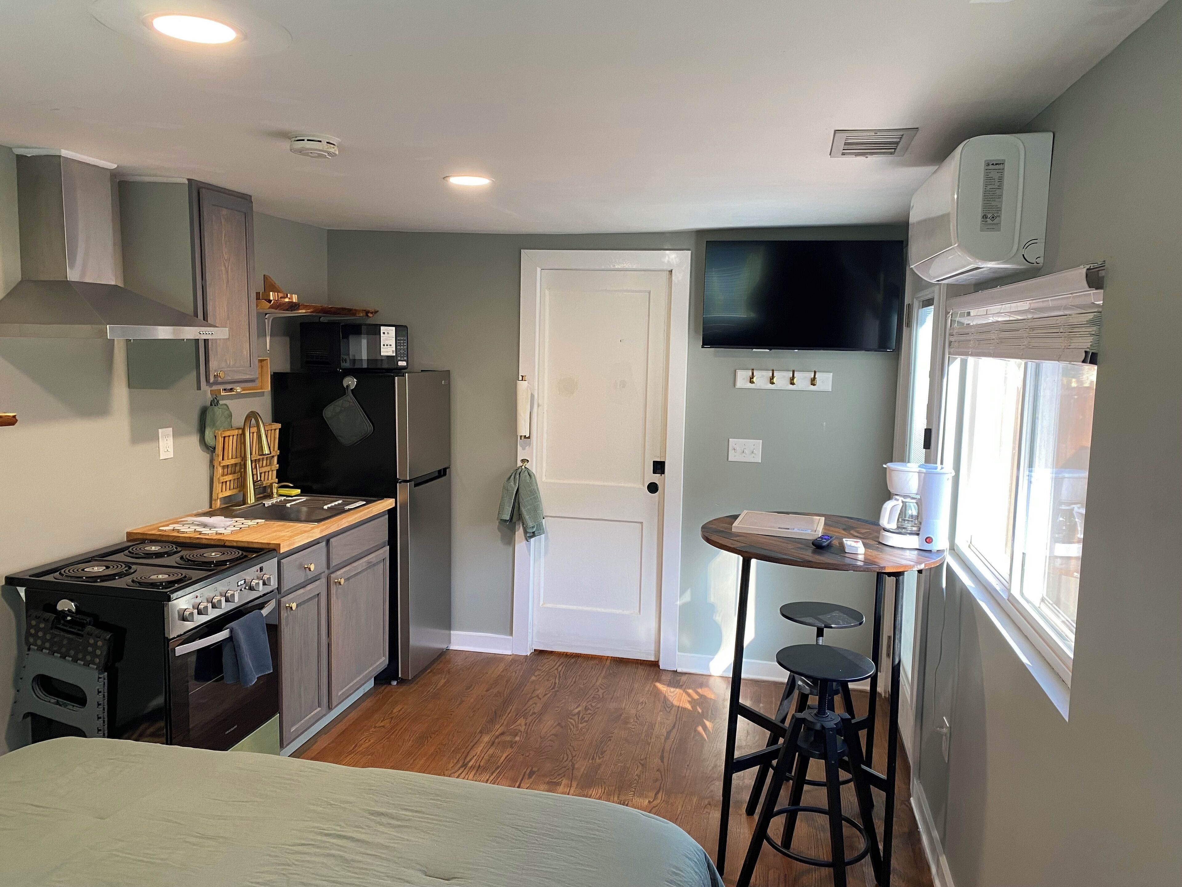 Strygejern/strygebræt, Wi-Fi, sengetøj