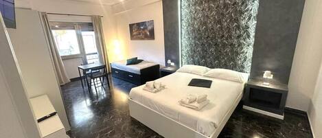 舒適四人房, 露台 | 免費 Wi-Fi