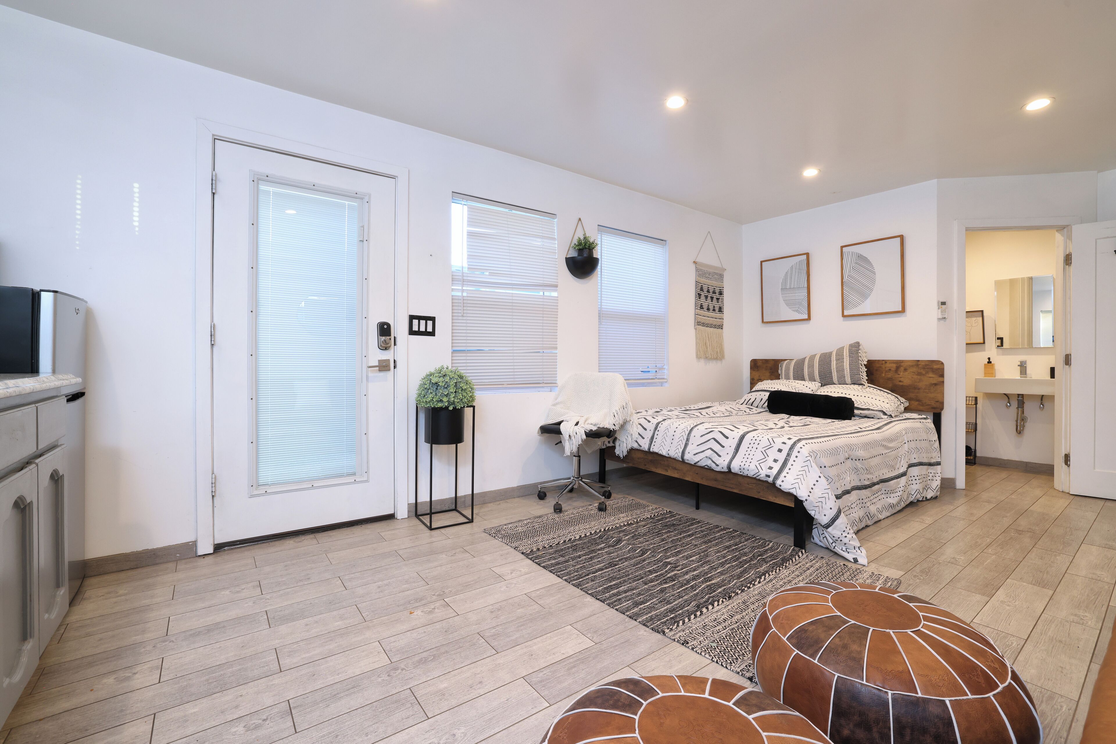 Fer et planche à repasser, Wi-Fi, draps fournis