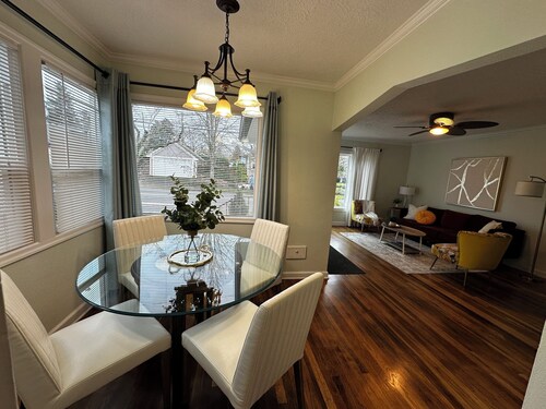 Cozy 1-bedroom apartment in cool Vancouver with fitness room