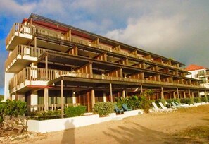 Exterior - 5 ★ Sapphire Blue Horizon - Direct Ocean Front at Sapphire Beach Resort & Marina (St. Thomas)